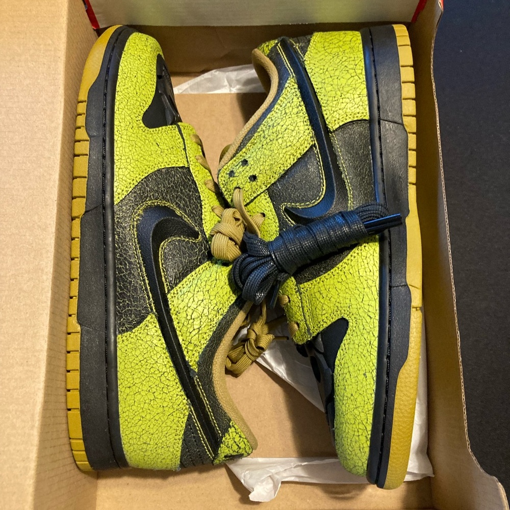 Nike Dunk Low Retro QS Halloween Skull - Brand New